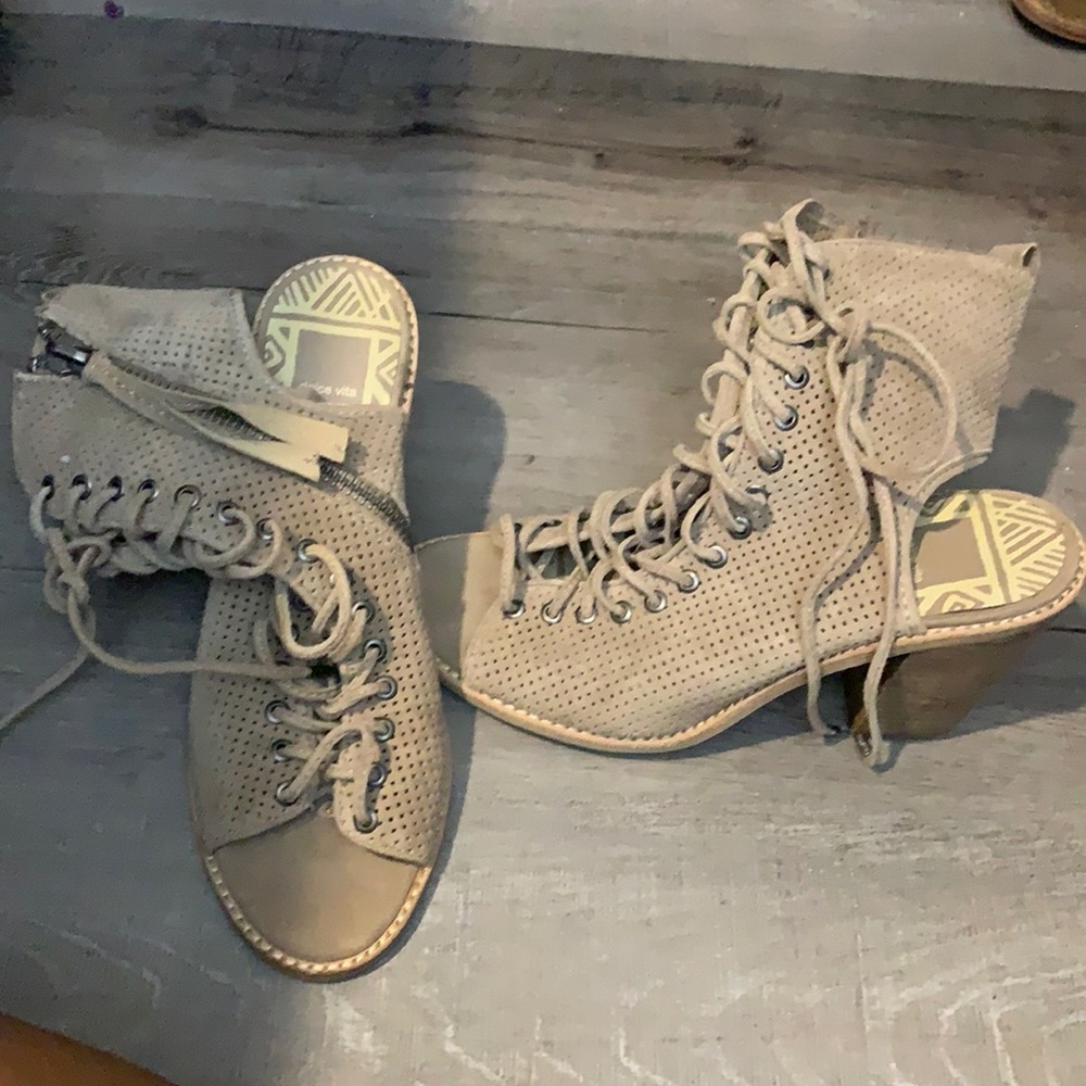 Cute shoes